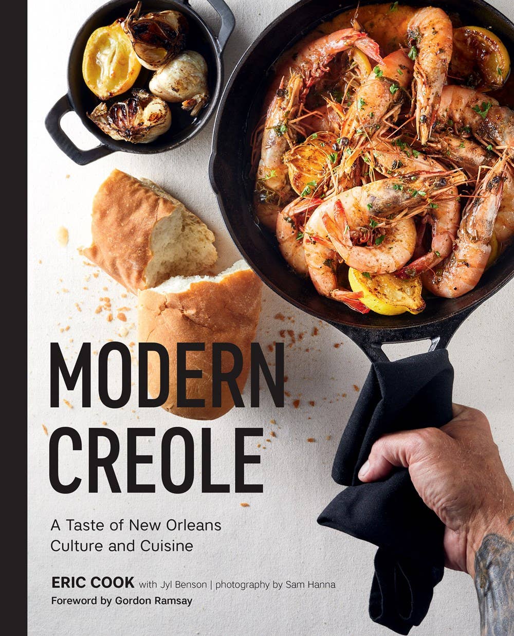 Modern Creole: A Taste of New Orleans Culture and Cuisine (Eric Cook)